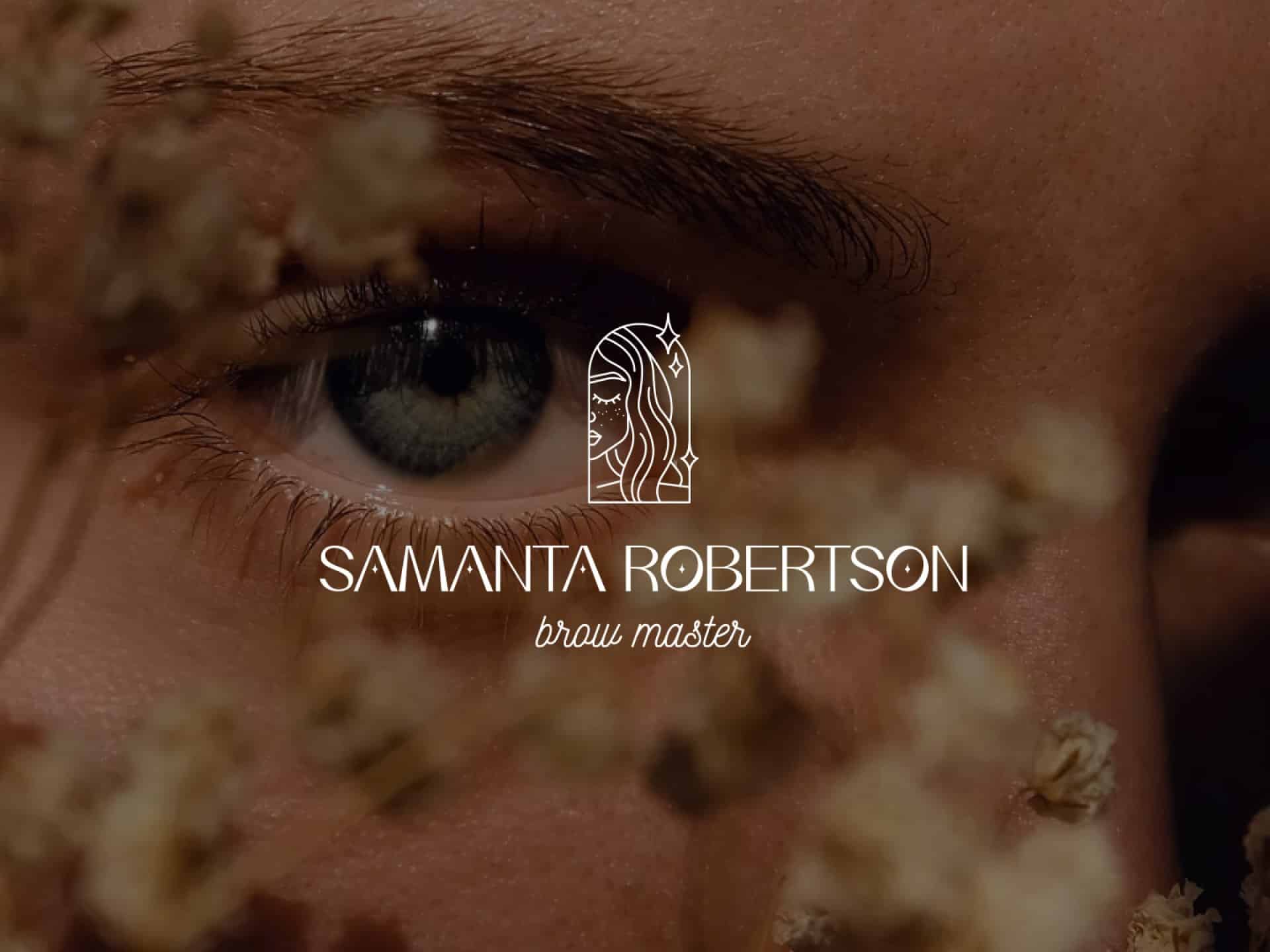 Samantha Roberts logo inimese näo ees.